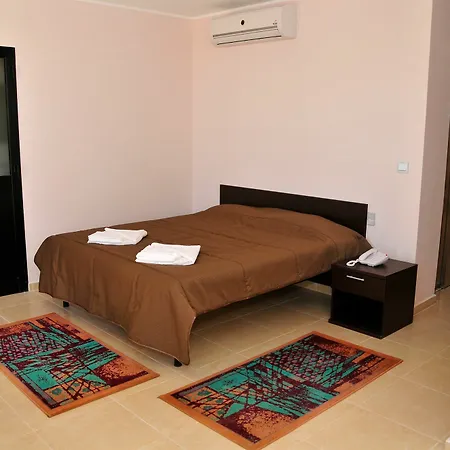 Sogdiana بيت ضيافة